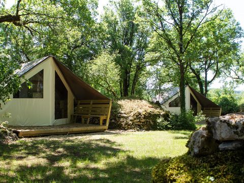 TENTE TOILE ET BOIS 4 personnes - Tente confort  - 2 chambres - cuisine - sans sanitaires 4 pers.