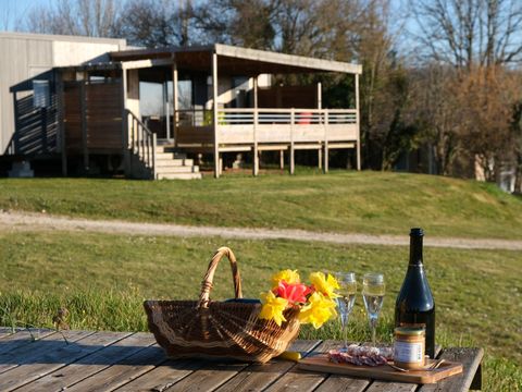 MOBILHOME 6 personnes - Mobil-home EXCLUSIF - 3 chambres - Jacuzzi & Vue Vallée