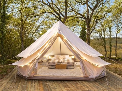 TENTE 2 personnes - Tente Nomade Insolite - 1 chambre - avec cuisine et sanitaire privé