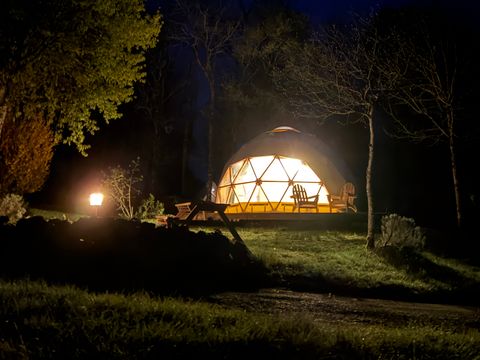 HÉBERGEMENT INSOLITE 2 personnes - Ushuaïa sky Dome vue vallée
