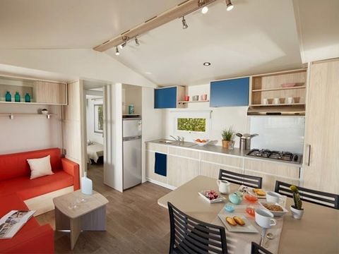 MOBILHOME 8 personnes - 3 chambres 6/8 personnes TV