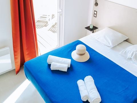 MOBILHOME 4 personnes - Sunêlia Prestige 2 ch. 4 pers - 34 m2 - Terrasse couverte - SAM