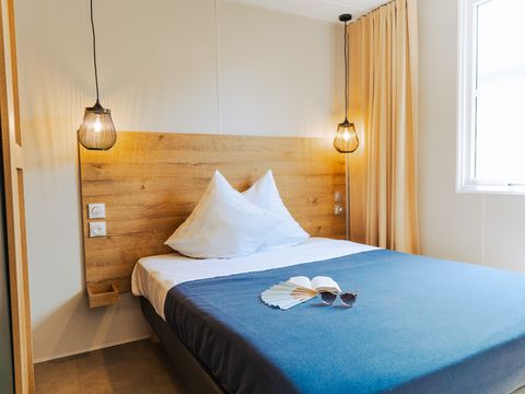 MOBILHOME 4 personnes - Cottage Confort 2ch. 4pers. -30m2 - Terrasse couverte - SAM