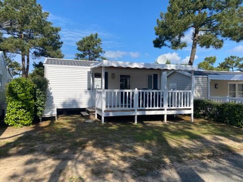 MOBILHOME 4 personnes - Confort 2 ch / 1 sdb (terrasse couverte)