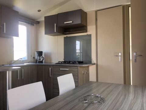 MOBILHOME 4 personnes - Confort 2 ch / 1 sdb (terrasse couverte)