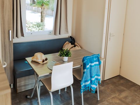 MOBILHOME 4 personnes - LOISIR CONFORT 2ch/4p - 25m² - Terrasse couverte - DIM