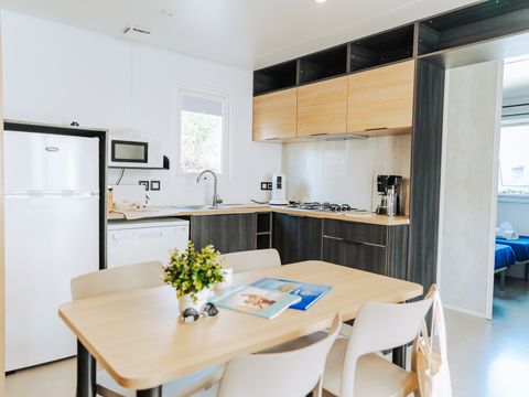 MOBILHOME 4 personnes - SUNELIA PRESTIGE + CLIM 2ch / 4p - 34m² - Terrasse couverte