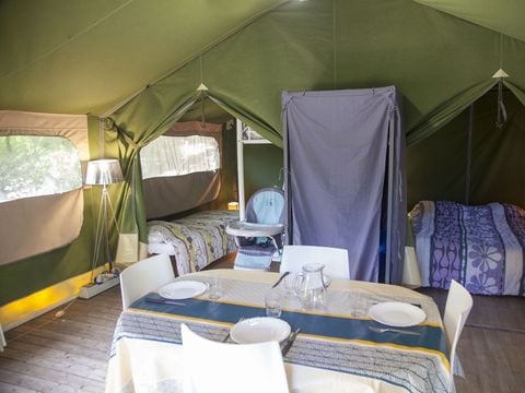 TENTE 5 personnes - Confort 37 m² 2 chambres (sans sanitaires)