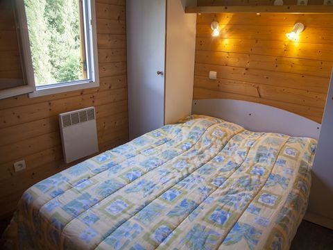 CHALET 5 personnes - Premium avec vue sur le Lac 34 m² 2 chambres