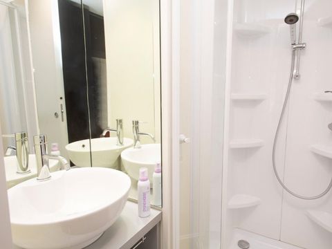 Mobilhome 2 personnes - AGAPANTHUS - Jusqu'à 6p avec supplément à régler sur place
