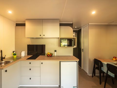 HÉBERGEMENT INSOLITE 4 personnes - Tiny House LAVANDA