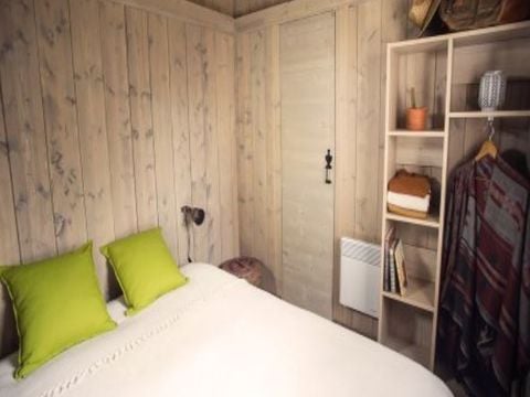 Tente en toile et en bois 4 personnes - Cabane Lodge (insolite 2017)
