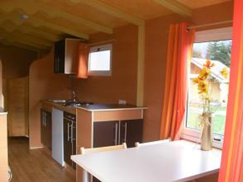 Insolite 4 personnes - Roulotte SANS SANITAIRES