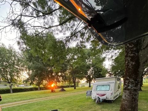 Camping de l'Arquebuse - Camping Côte-d'Or - Afbeelding N°3