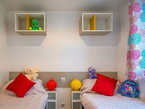 MOBILHOME 4 personnes - Comfort | 2 Ch. | 4 Pers. | Terrasse surélevée | Clim.