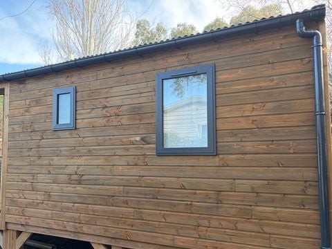 CHALET 5 personnes - Chalet | Comfort | 2 Ch. | 5 Pers. | Terrasse simple | 1 SDB | Clim.