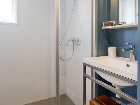 MOBILHOME 6 personnes - ACAPULCO KEY WEST 3 chambres 2 salles de bain gd emplacement - 2 places parking- lave vaisselle- lave-linge 6/6 pers