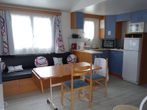 MOBILHOME 6 personnes - CAMPING ACAPULCO MH 3 chambres standard (mobil-home de + 12 ans) terrasse couverte 30m² 6 pers