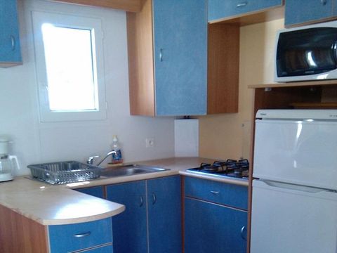 MOBILHOME 6 personnes - CAMPING ACAPULCO MH 3 chambres budget (mobil-home de +12ans) Terrasse bois non couverte 30m² 6 pers