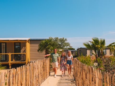 MOBILHOME 10 personnes - PALM Tribu 5 chambres  env 66m²- quartier la Palmeraie
