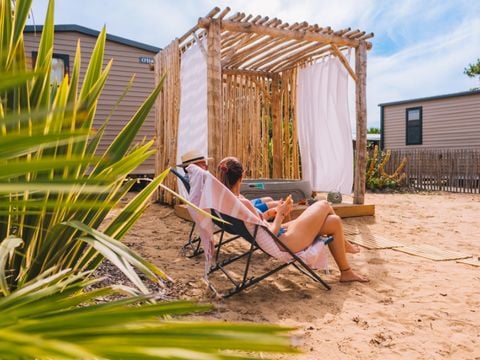 MOBILHOME 4 personnes - PALM 2ch avec SPA - quartier la Palmeraie