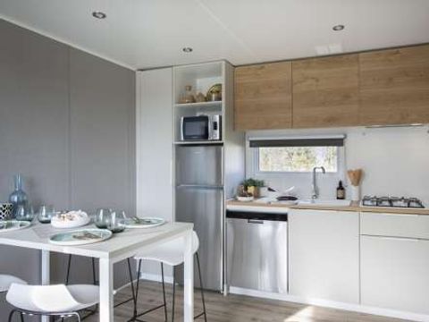 MOBILHOME 4 personnes - VIP 2 chambres avec SPA + CLIM *Nouveauté 2026* - Pack VIP inclus (linge,tv,wifi...)