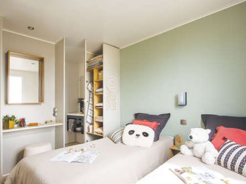 MOBILHOME 4 personnes - VIP 2 chambres avec SPA + CLIM *Nouveauté 2026* - Pack VIP inclus (linge,tv,wifi...)