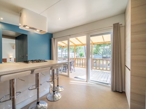 Mobilhome 6 personnes - VIP 3 chambres avec SPA + CLIM *Nouveauté 2026* – Pack VIP inclus (linge,tv,wifi…)