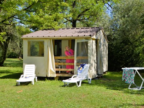 MOBILHOME 5 personnes - Tithome 21m² - 2 chambres - sans sanitaires 5 pers.