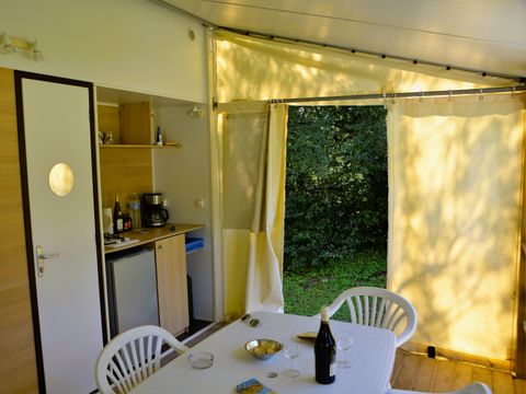 MOBILHOME 5 personnes - Tithome 21m² - 2 chambres - sans sanitaires 5 pers.