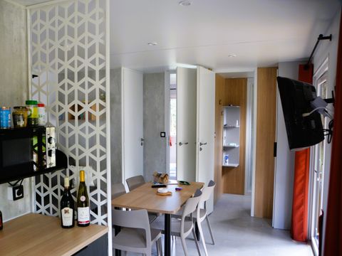 MOBILHOME 6 personnes -  Mobil Home 28/30m² - 2 chambres 4/6 pers.