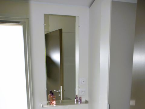 MOBILHOME 8 personnes -  Résidence Trio 40m² - 3 chambres, 2 salles de bain 6 pers.