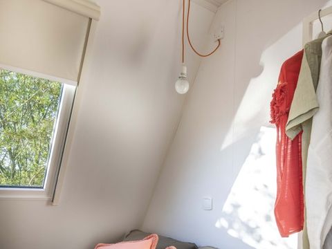 TENTE TOILE ET BOIS 4 personnes - Coco Chrono 20m² - 2 chambres avec sanitaire 1/4 pers