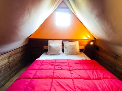 TENTE TOILE ET BOIS 4 personnes - Lodge Tribu (sans sanitaires)