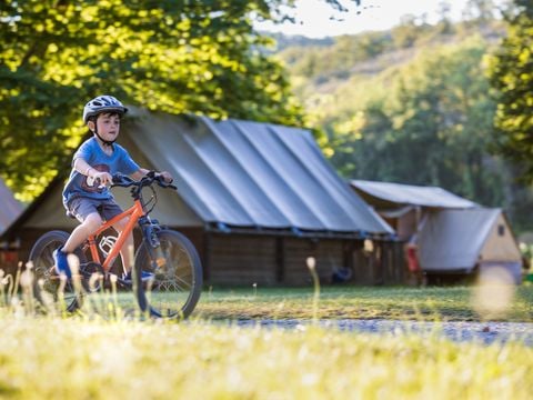 Tente en toile et en bois 4 personnes - Amazone