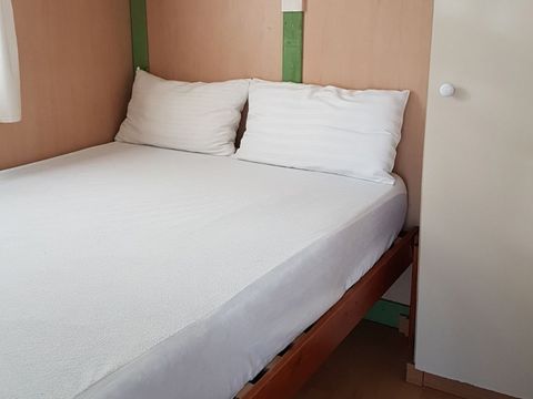 BUNGALOW 5 personnes - Francia