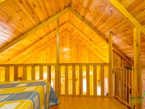 BUNGALOW 2 personnes - N°2 Montagnes Universelles