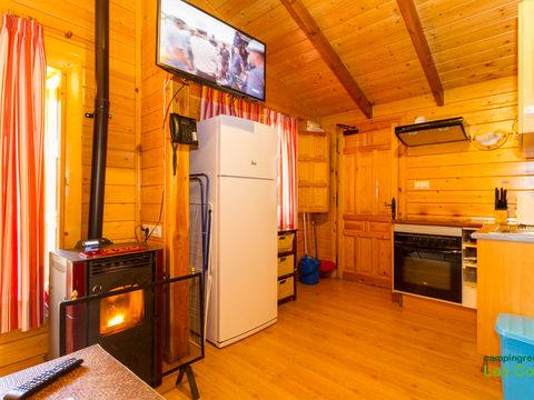 BUNGALOW 4 personnes - N° 4 Bronchales Grand Confort