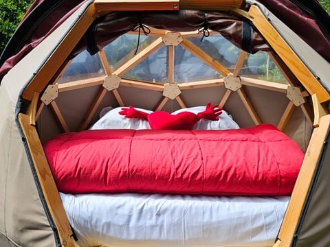 HÉBERGEMENT INSOLITE 2 personnes - Bulle étoilée
