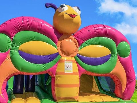 Flower Camping Les Micocouliers - Camping Bouches-du-Rhône