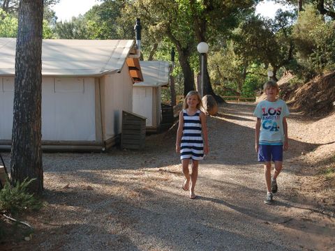 Tente en toile et en bois 5 personnes - SunLodge Safari