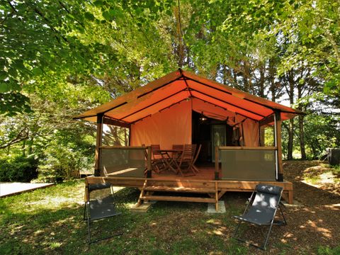 TENTE TOILE ET BOIS 5 personnes - Tente Lodge Victoria 30 m² avec salle de bain - terrasse couverte 5 pers