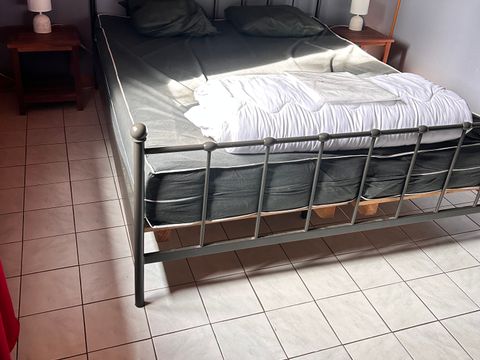 GÎTE 8 personnes - Gîte Famille 90 m² + terrasse couverte 8 pers