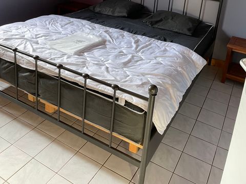 GÎTE 8 personnes - Gîte Famille 90 m² + terrasse couverte 8 pers