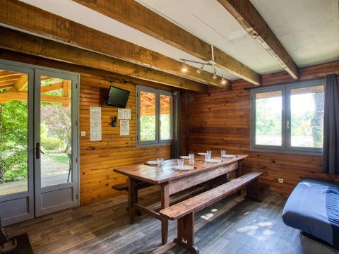 GÎTE 9 personnes - Famille 5 Pièces 9 Personnes + TV