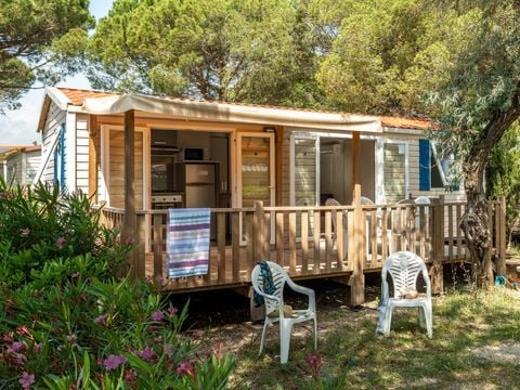 BUNGALOW 6 personnes - Mobil-home | Comfort | 2 Ch. | 4/6 Pers. | Terrasse surélevée | Clim.