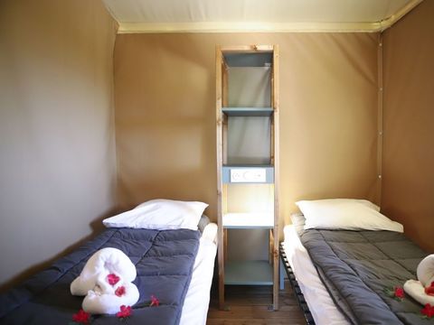 Tente en toile et en bois 4 personnes - Tente Lodge 2 ch 4 pers