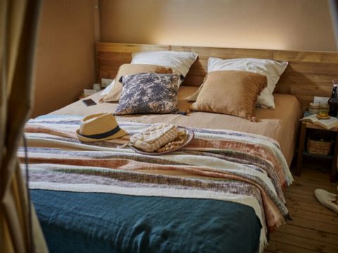 Tente en toile et en bois 4 personnes - Tente Lodge 2 ch 4 pers