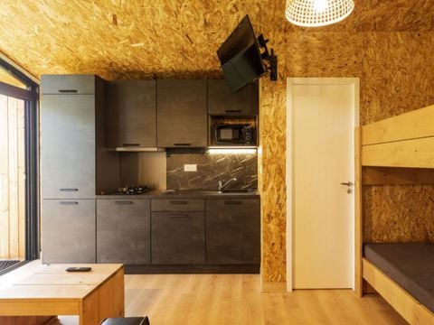 BUNGALOW 6 personnes - CABANE 4/6 PERSONNES