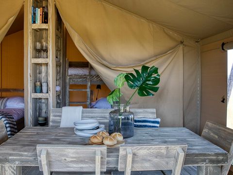 Tente en toile et en bois 5 personnes - Tente Lodge sans salle de bain
